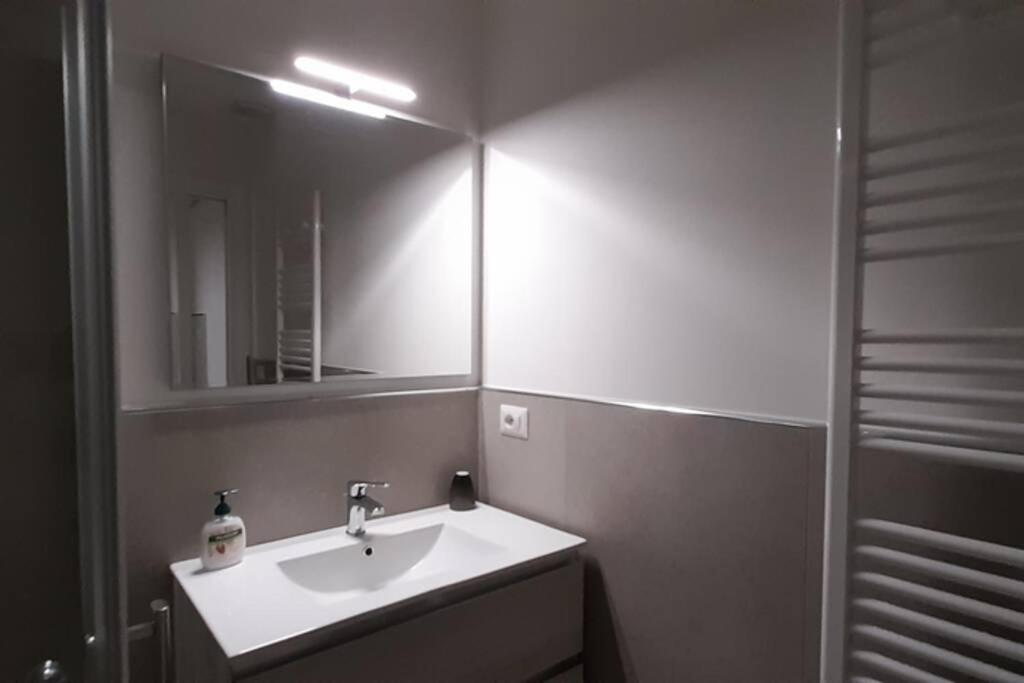 Casa Vacanze Laura1 เลชเช ภายนอก รูปภาพ